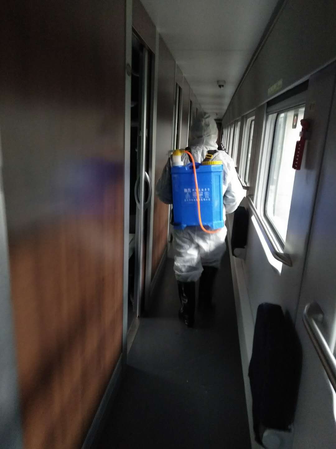 大指公司全力參與新冠肺炎疫情防控，為廣大旅客的健康安全出行保駕護(hù)航。